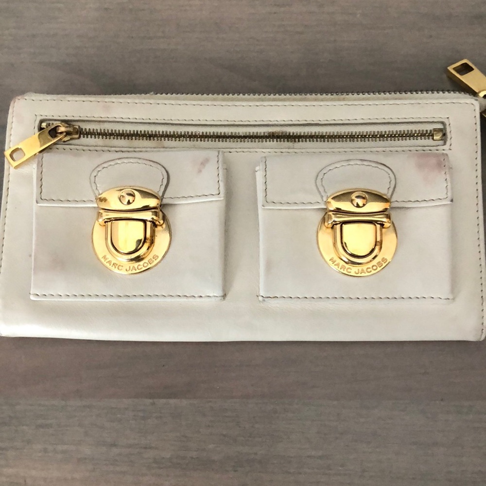 Marc Jacobs leather wallet